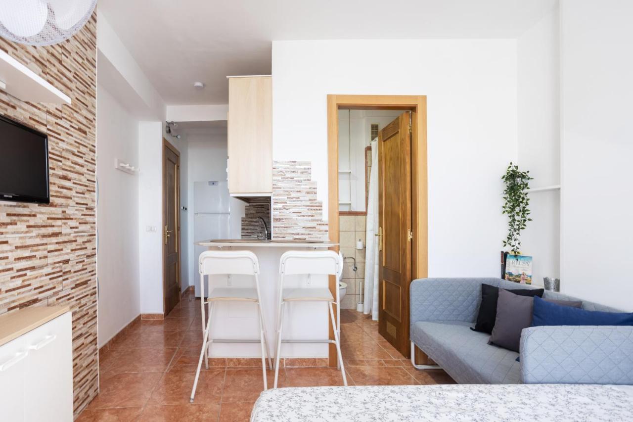 Apartamentos Ohana - Edificio Tonillo لوس كريستيانوس المظهر الخارجي الصورة